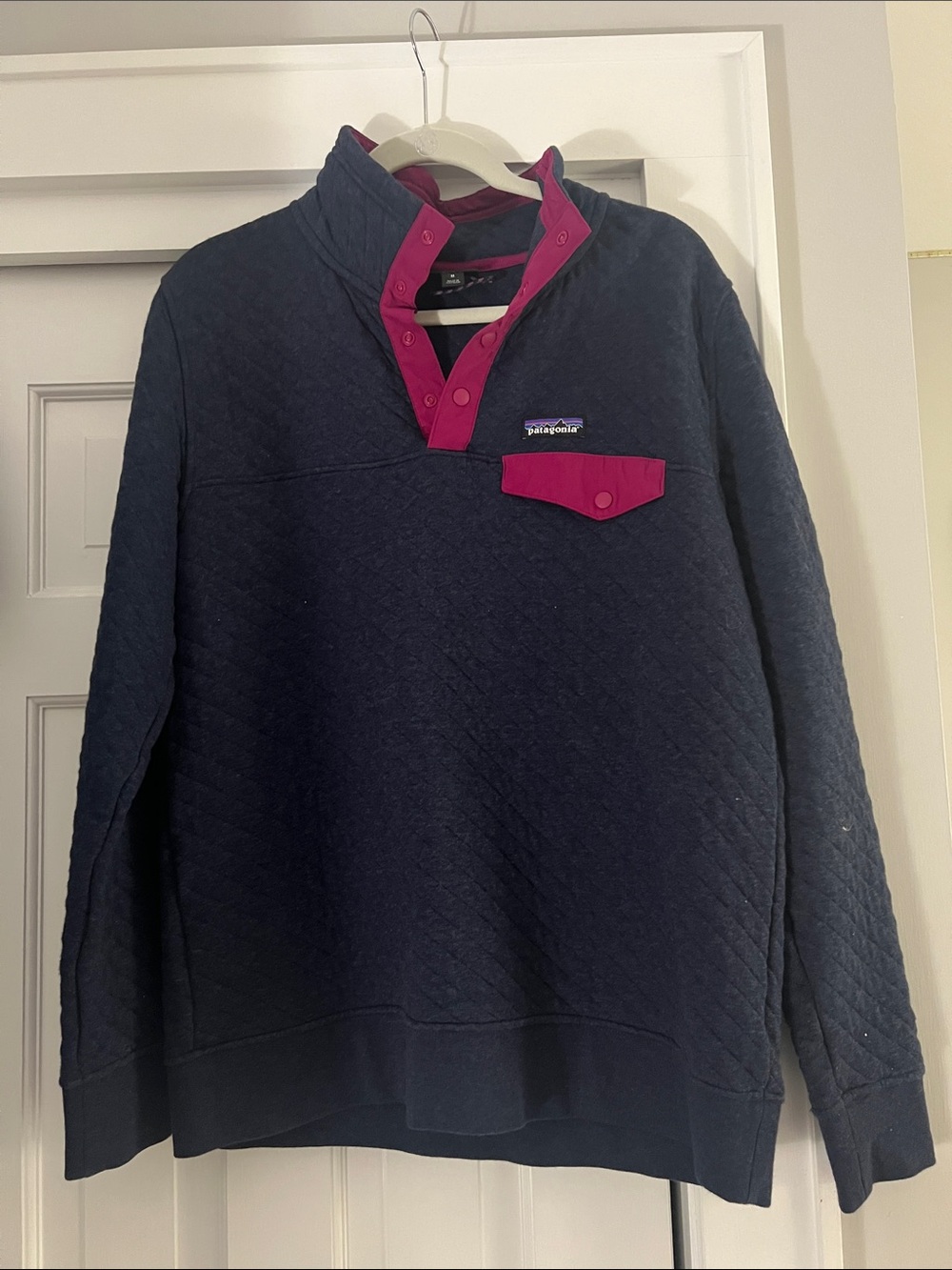 Patagonia Men’s Navy Quilted Crewneck Pullover with Magenta Accents